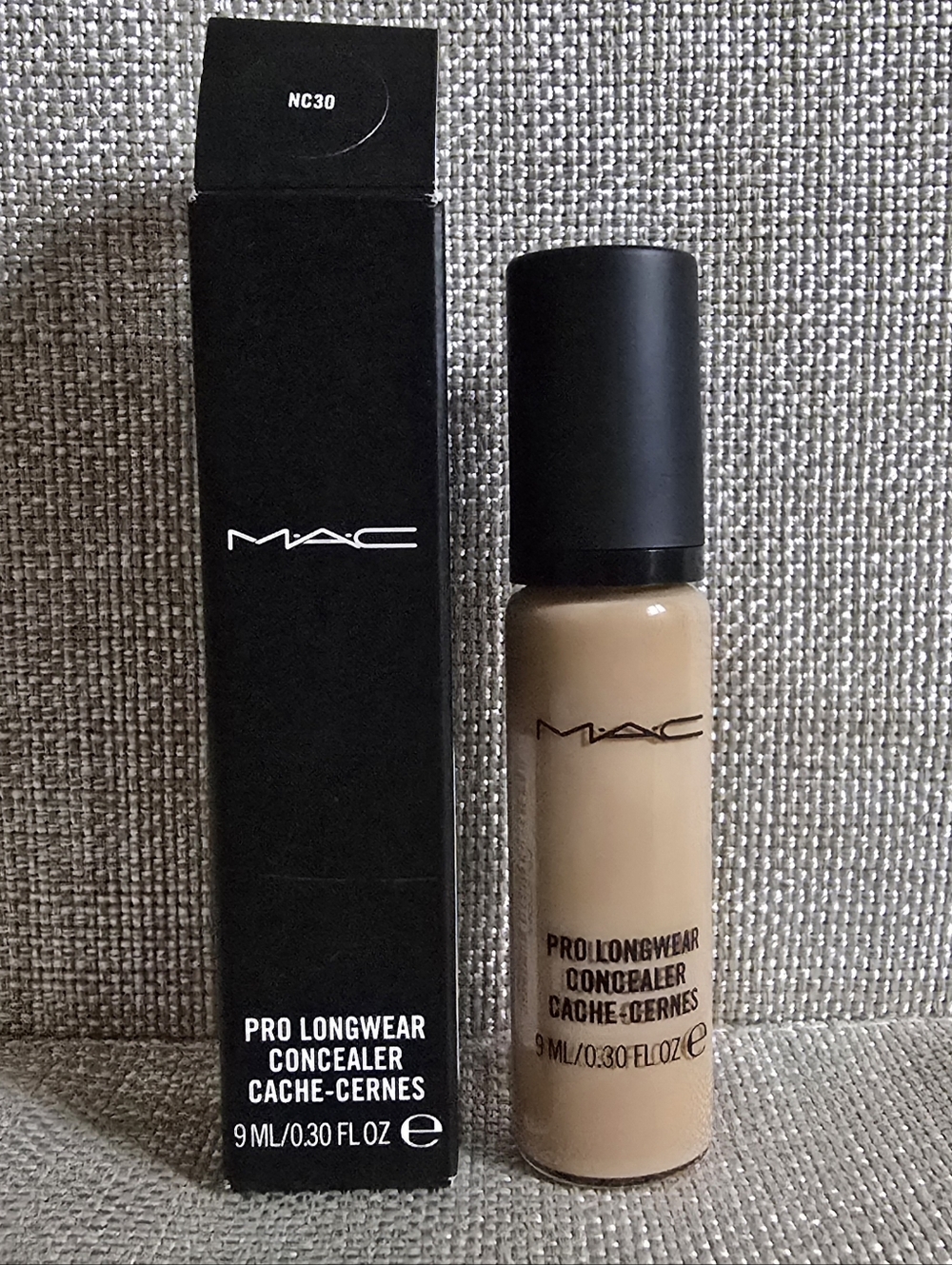 NIB MAC Cosmetics Pro Longwear Concealer  NC30 9 ml / 0.30 fl oz